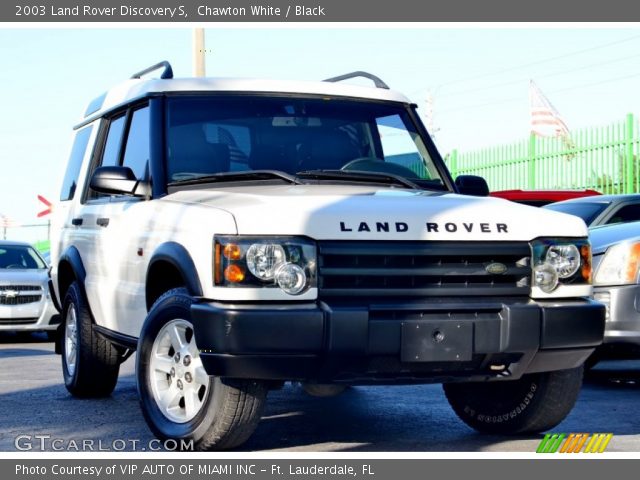 2003 Land Rover Discovery S in Chawton White