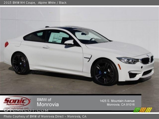 2015 BMW M4 Coupe in Alpine White