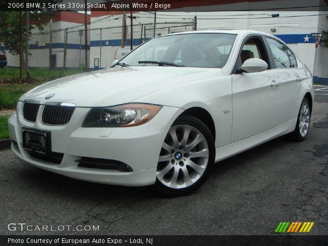 2006 BMW 3 Series 330xi Sedan in Alpine White