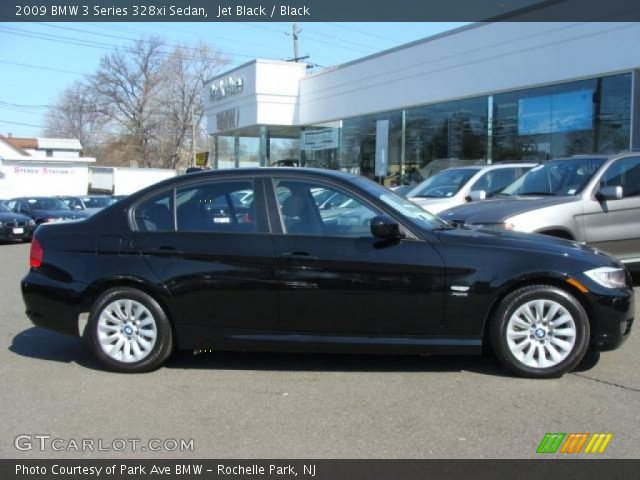 2009 BMW 3 Series 328xi Sedan in Jet Black