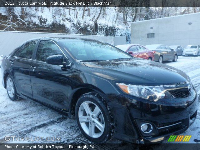 2012 Toyota Camry SE in Attitude Black Metallic