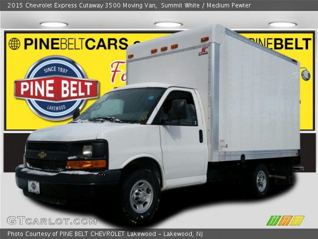 2015 Chevrolet Express Cutaway 3500 Moving Van in Summit White