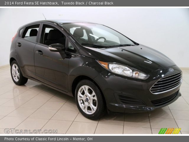 2014 Ford Fiesta SE Hatchback in Tuxedo Black