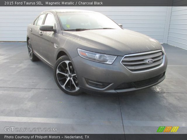 2015 Ford Taurus SEL in Magnetic Metallic