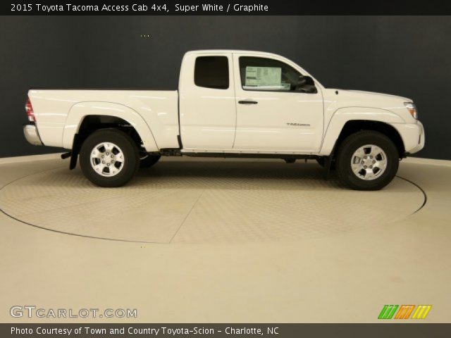 2015 Toyota Tacoma Access Cab 4x4 in Super White