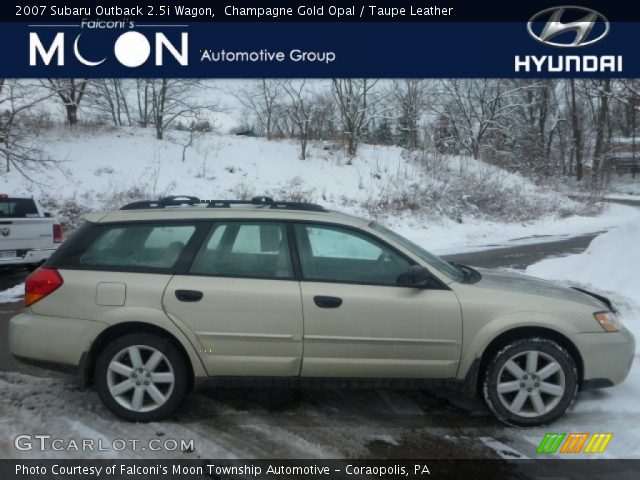2007 Subaru Outback 2.5i Wagon in Champagne Gold Opal