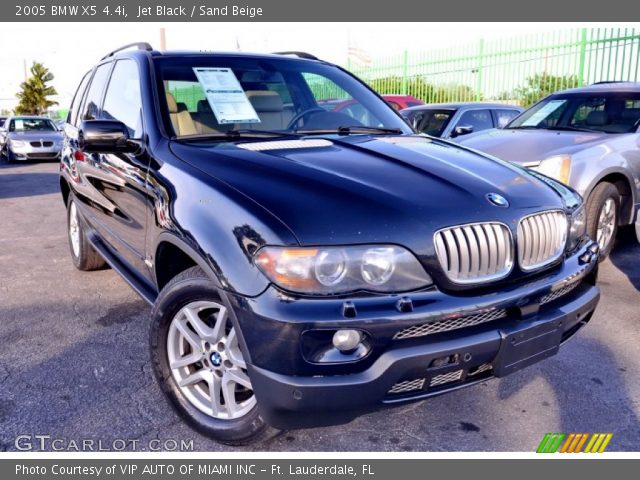 2005 BMW X5 4.4i in Jet Black