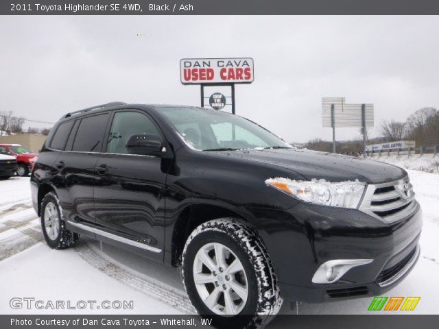 2011 Toyota Highlander SE 4WD in Black
