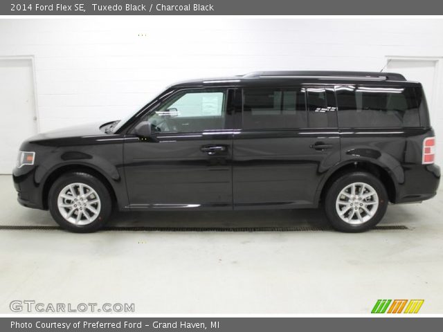 2014 Ford Flex SE in Tuxedo Black