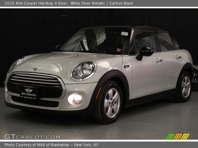 2015 Mini Cooper Hardtop 4 Door in White Silver Metallic