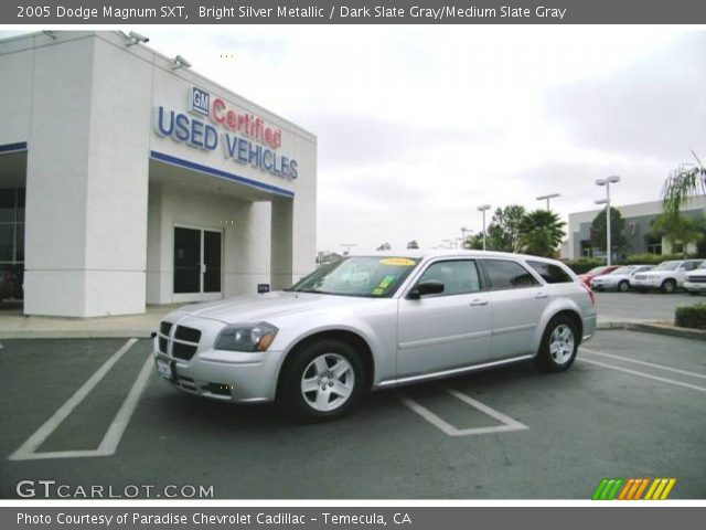 2005 Dodge Magnum SXT in Bright Silver Metallic