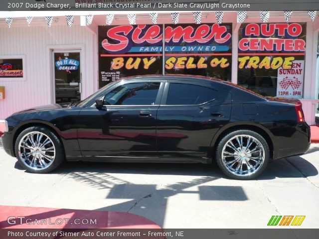 2007 Dodge Charger  in Brilliant Black Crystal Pearl