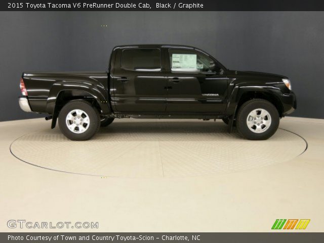 2015 Toyota Tacoma V6 PreRunner Double Cab in Black