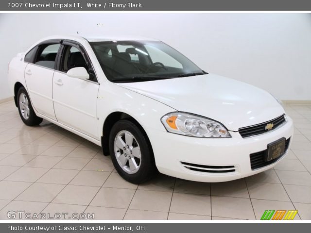 2007 Chevrolet Impala LT in White