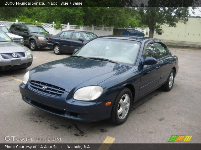 2000 Hyundai Sonata  in Napoli Blue