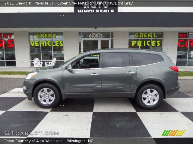 2011 Chevrolet Traverse LT in Cyber Gray Metallic