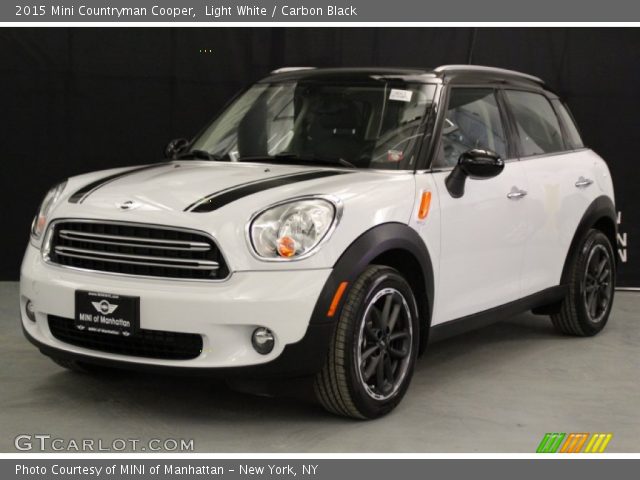 2015 Mini Countryman Cooper in Light White