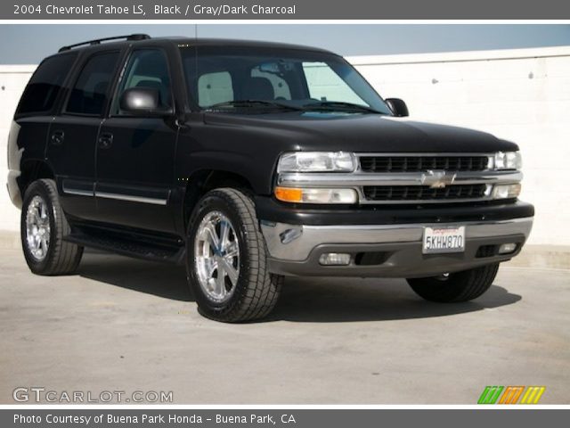 2004 Chevrolet Tahoe LS in Black