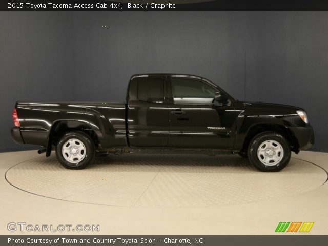 2015 Toyota Tacoma Access Cab 4x4 in Black