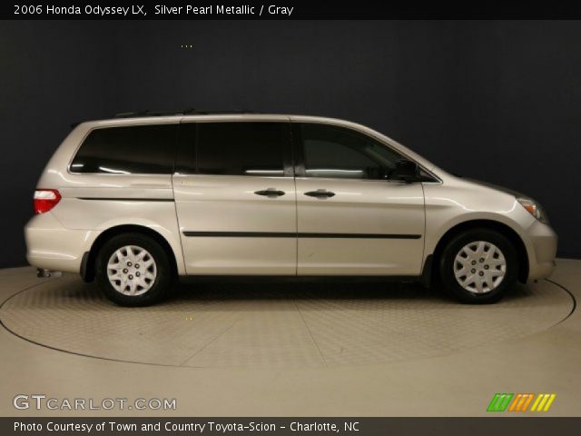 2006 Honda Odyssey LX in Silver Pearl Metallic