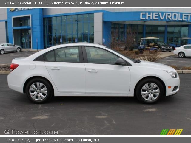 2014 Chevrolet Cruze LS in Summit White