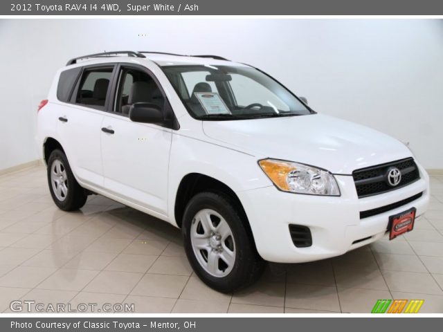 2012 Toyota RAV4 I4 4WD in Super White