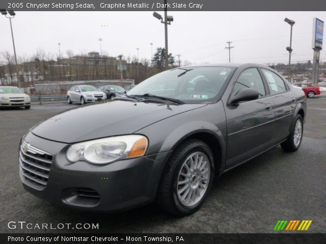 2005 Chrysler Sebring Sedan in Graphite Metallic