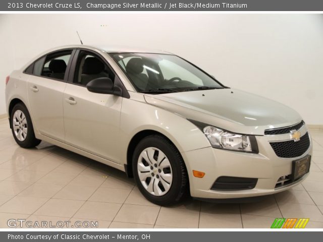 2013 Chevrolet Cruze LS in Champagne Silver Metallic