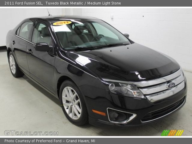 2011 Ford Fusion SEL in Tuxedo Black Metallic