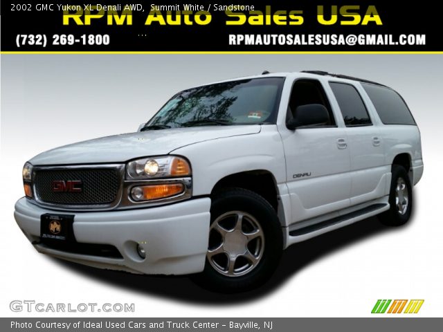 2002 GMC Yukon XL Denali AWD in Summit White