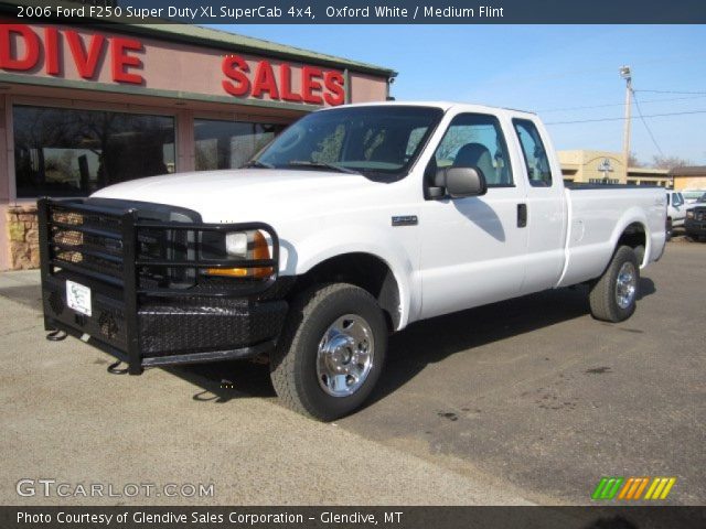 2006 Ford F250 Super Duty XL SuperCab 4x4 in Oxford White