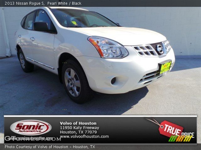 2013 Nissan Rogue S in Pearl White