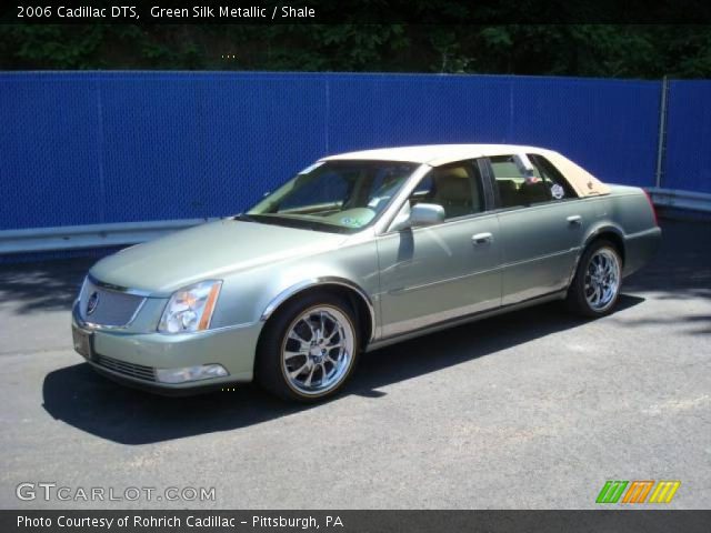 2006 Cadillac DTS  in Green Silk Metallic