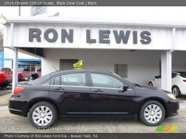 2014 Chrysler 200 LX Sedan in Black Clear Coat