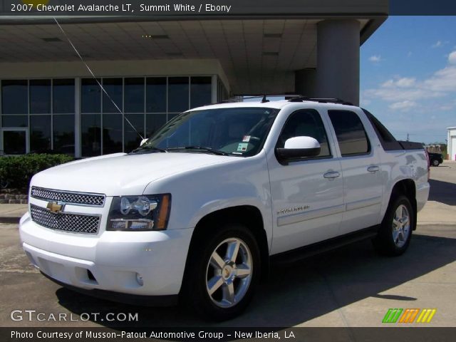 2007 Chevrolet Avalanche LT in Summit White