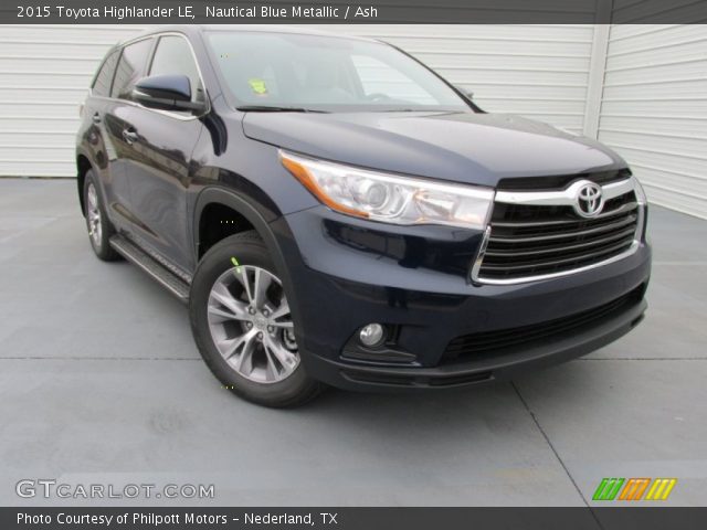 2015 Toyota Highlander LE in Nautical Blue Metallic
