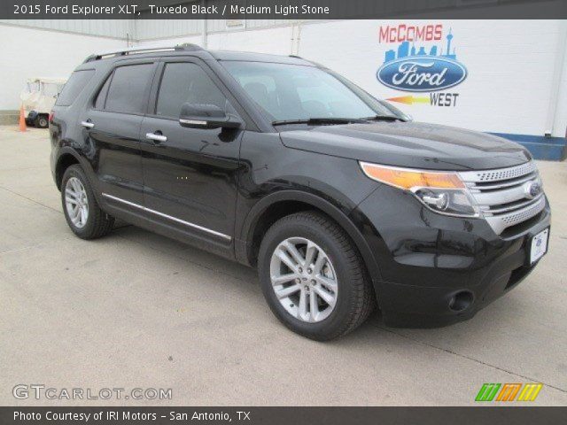 2015 Ford Explorer XLT in Tuxedo Black