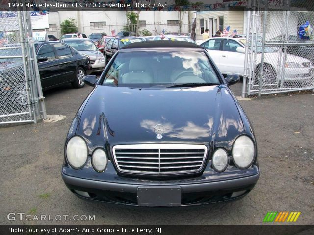 1999 Mercedes-Benz CLK 320 Convertible in Black