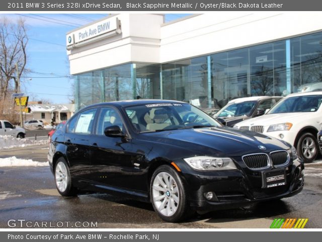 2011 BMW 3 Series 328i xDrive Sedan in Black Sapphire Metallic