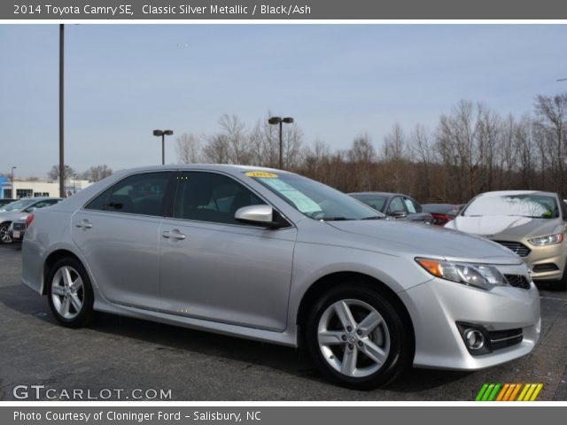 2014 Toyota Camry SE in Classic Silver Metallic