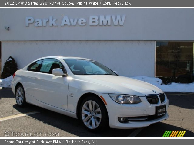 2012 BMW 3 Series 328i xDrive Coupe in Alpine White