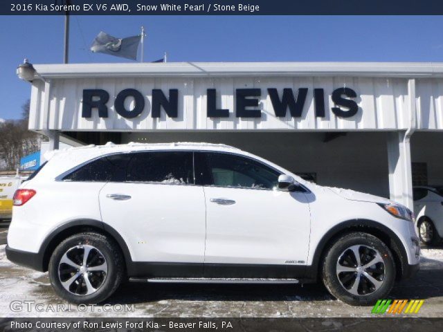 2016 Kia Sorento EX V6 AWD in Snow White Pearl