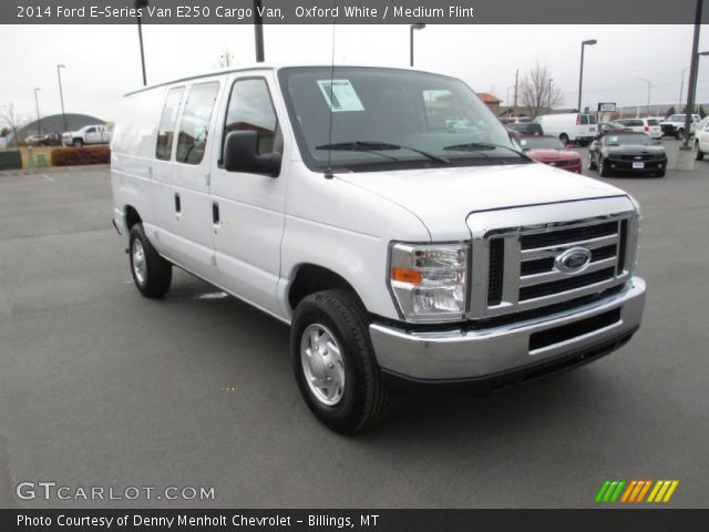 2014 Ford E-Series Van E250 Cargo Van in Oxford White