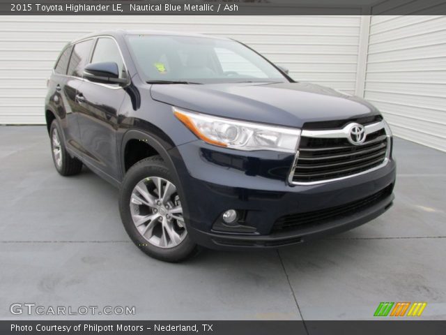 2015 Toyota Highlander LE in Nautical Blue Metallic