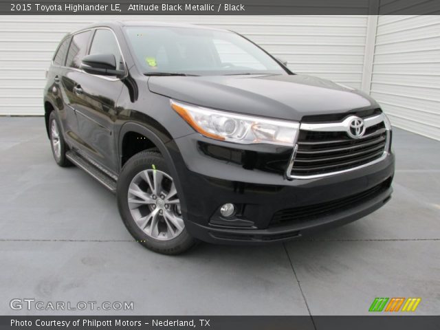 2015 Toyota Highlander LE in Attitude Black Metallic