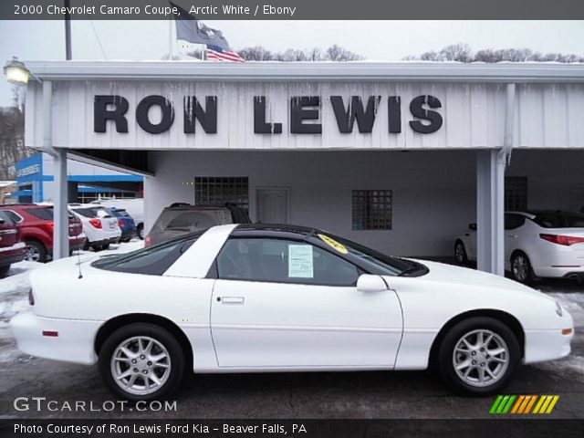 2000 Chevrolet Camaro Coupe in Arctic White