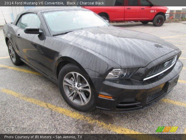 2014 Ford Mustang V6 Convertible in Black