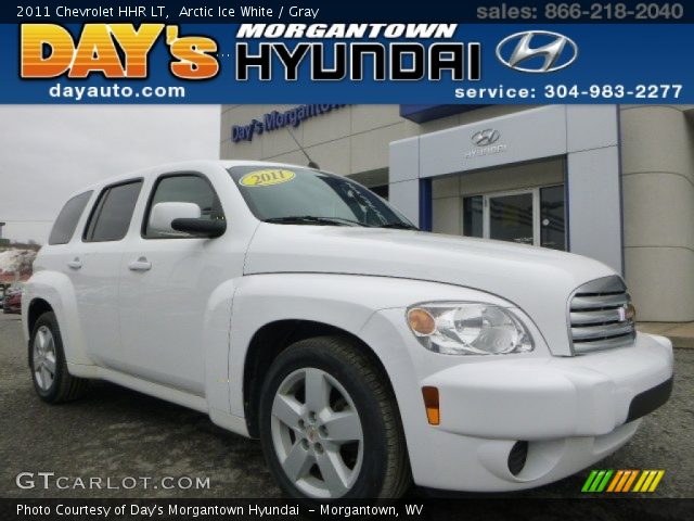 2011 Chevrolet HHR LT in Arctic Ice White