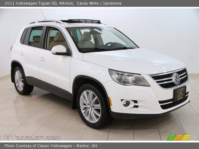 2011 Volkswagen Tiguan SEL 4Motion in Candy White