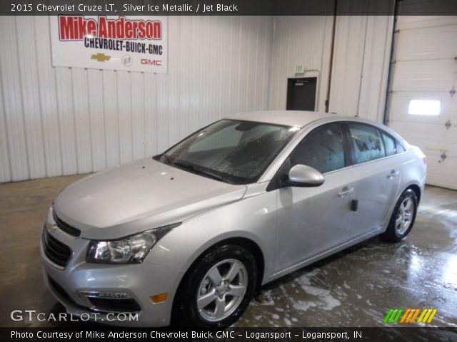 2015 Chevrolet Cruze LT in Silver Ice Metallic